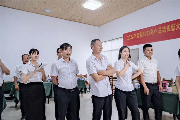 長沙華益物流有限責任公司,長沙貨物運輸服務,大件貨物物流,代理運輸業務