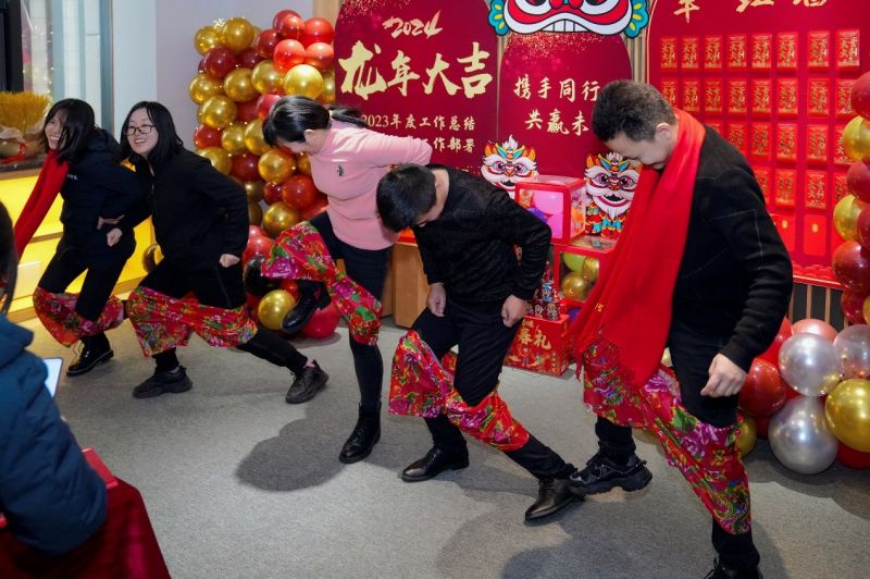 長沙華益物流有限責任公司,長沙貨物運輸服務,大件貨物物流,代理運輸業務