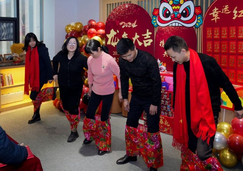 長沙華益物流有限責任公司,長沙貨物運輸服務,大件貨物物流,代理運輸業務